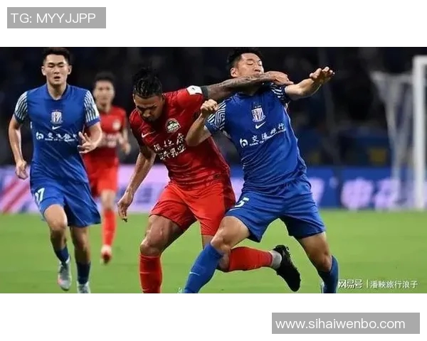 新广州恒大凭借稳固防线和出色进攻,以2比0胜上海申花,继续领衔中超积分榜 新广州恒大凭借稳固防线和出色进攻,以2比0胜上海申花,继续领衔中超积分榜