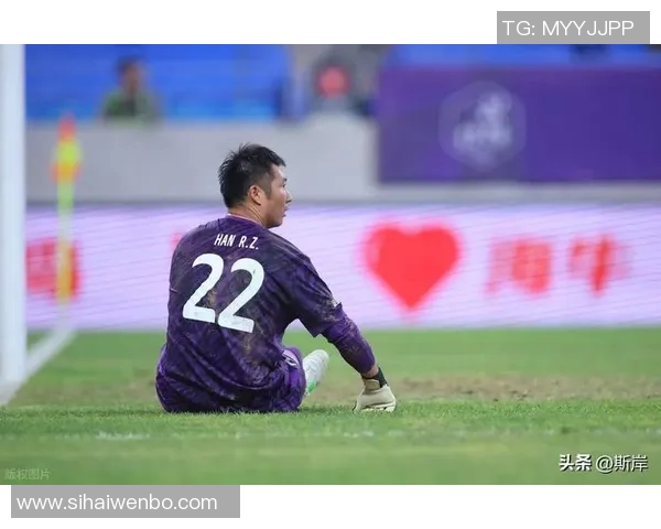 河南建业与青岛海牛激战正酣谁能在赛场上笑到最后