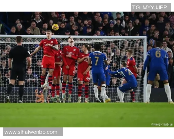 雅典队与沃尔夫斯堡队激战正酣谁能在欧战中脱颖而出 雅典队与沃尔夫斯堡队激战正酣谁能在欧战中脱颖而出