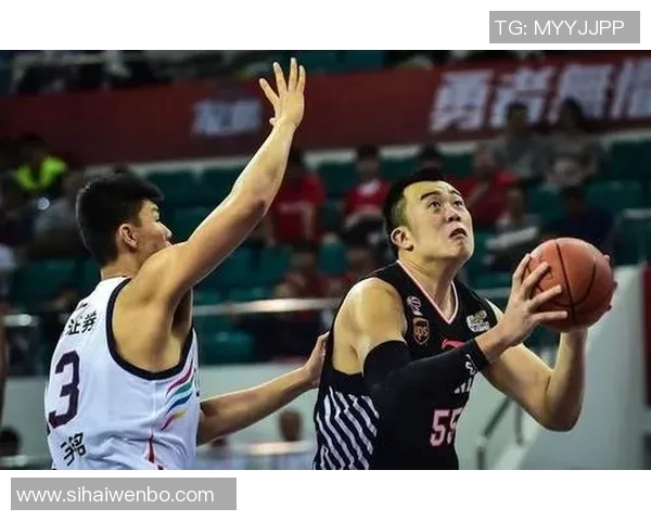 韩德君在CUBA赛场的精彩表现与未来发展潜力分析