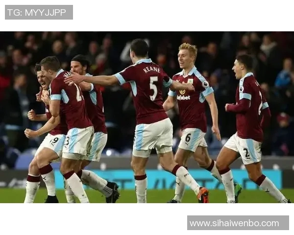 沃特福德与布伦特福德激战在即谁能在英冠赛场中笑到最后